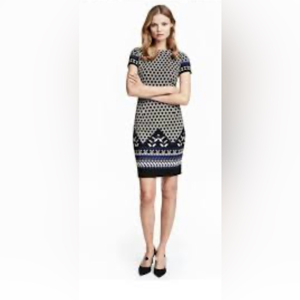 H&M Texturized Geometric Patterned Dress in Black and Blue-Size Medium